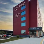 Sercotel Plaza Feria 호텔