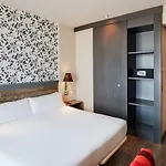 호텔 Sercotel Plaza Feria 4*