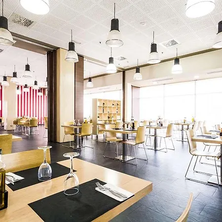 Hotel Sercotel Plaza Feria 4*