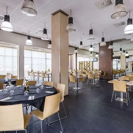 Sercotel Plaza Feria 호텔 4*