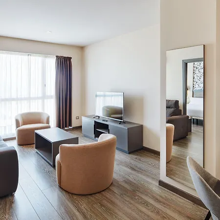 Sercotel Plaza Feria 酒店 萨拉戈萨