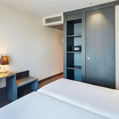 Sercotel Plaza Feria 4*