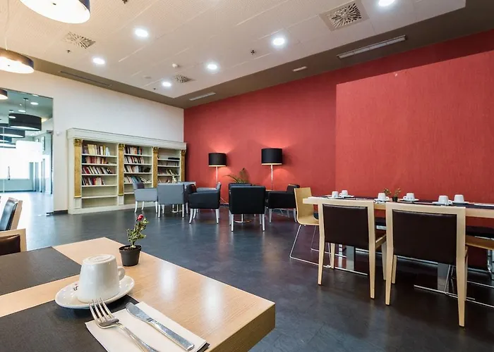 Hotell Sercotel Plaza Feria