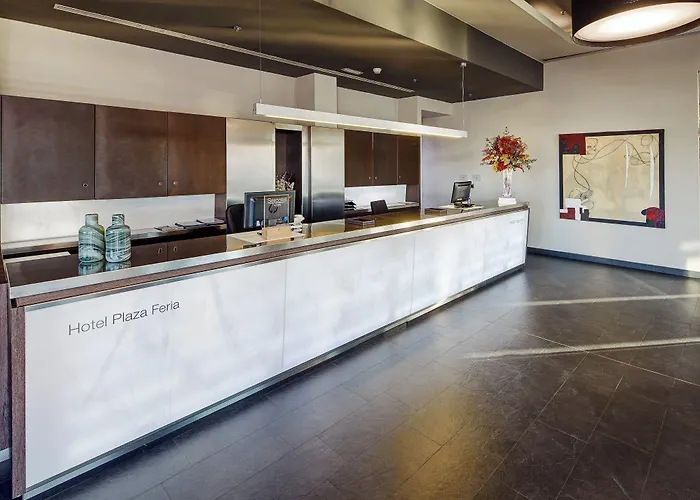 Hotell Sercotel Plaza Feria